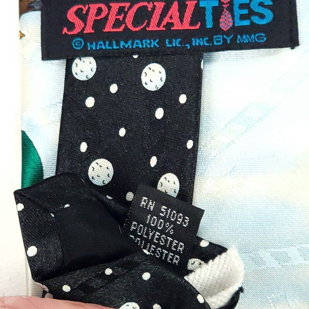 Specialties Hallmark Mens Christmas Golf Santa Sleigh Holiday‎ Tie Green Red - Picture 6 of 6